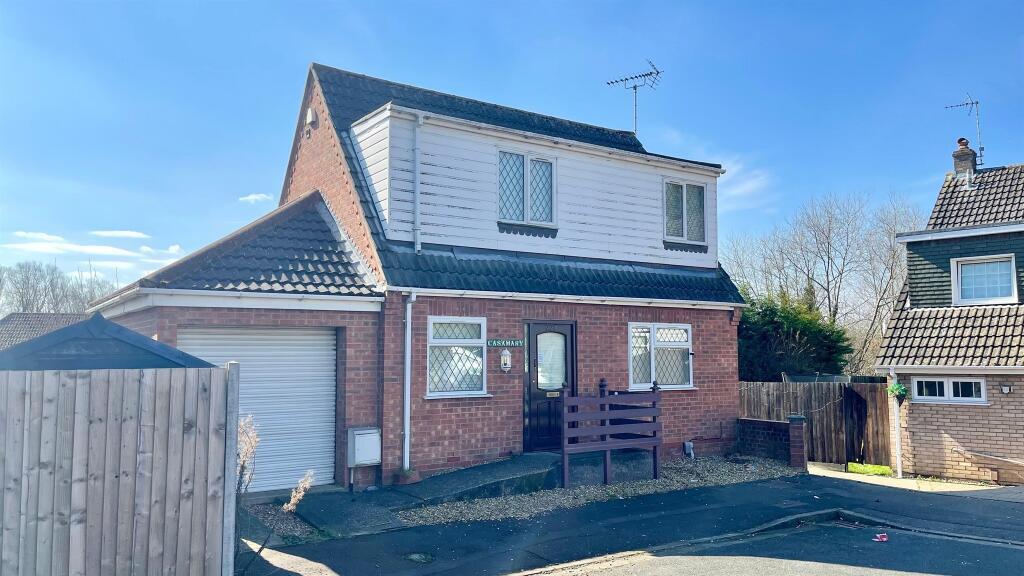 2 bed Chalet for rent in Peterborough. From Sharman Quinney - Werrington