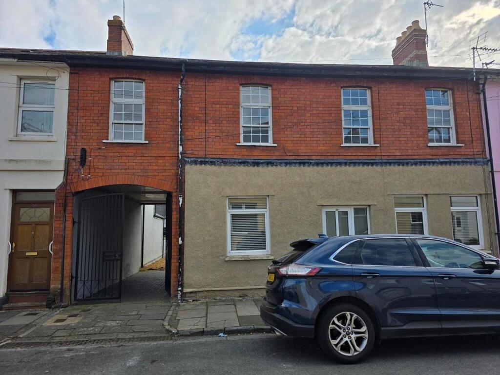 2 bed 1st Floor Flat for rent in Penarth. From Shepherd Sharpe - Penarth