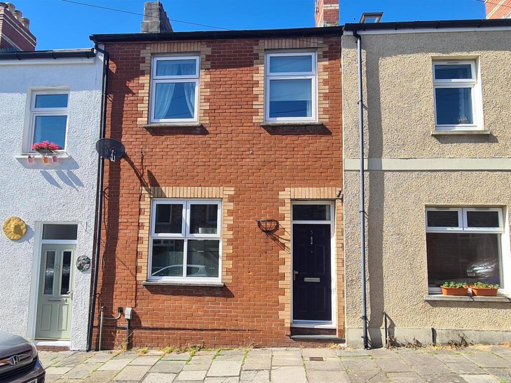 3 bed Mid Terraced House for rent in Penarth. From Shepherd Sharpe - Penarth