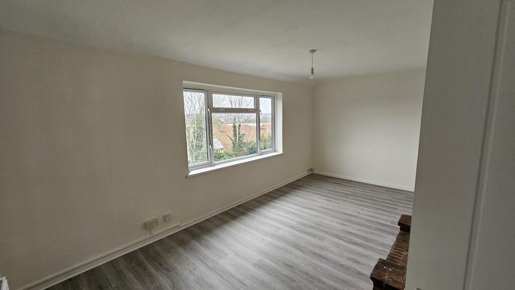 2 bed 1st Floor Flat for rent in Wouldham. From Sibley Pares LLP - Maidstone 2 bed 1st Floor Flat for rent in Wouldham. From Sibley Pares LLP - Maidstone