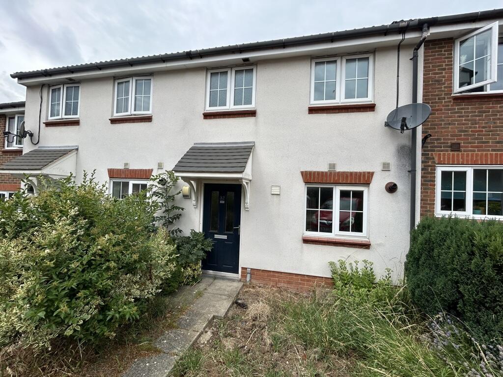 2 bed Mid Terraced House for rent in Sheerness. From Sibley Pares LLP - Maidstone 2 bed Mid Terraced House for rent in Sheerness. From Sibley Pares LLP - Maidstone