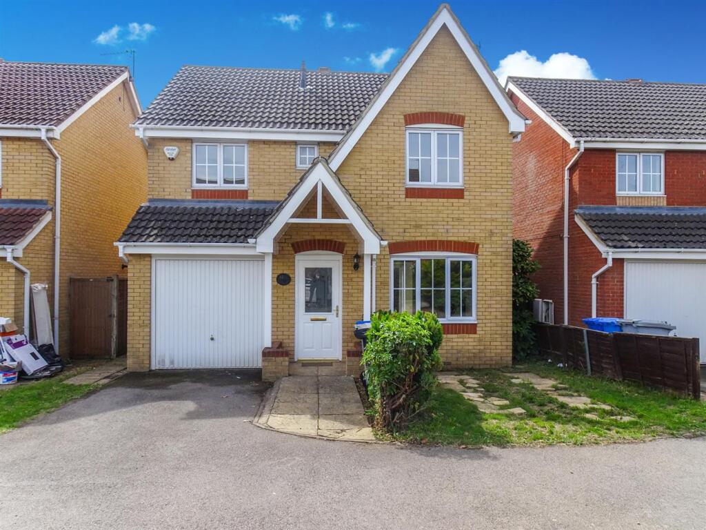 4 bed Detached for rent in Burton Latimer. From Simpson & Partners - Kettering