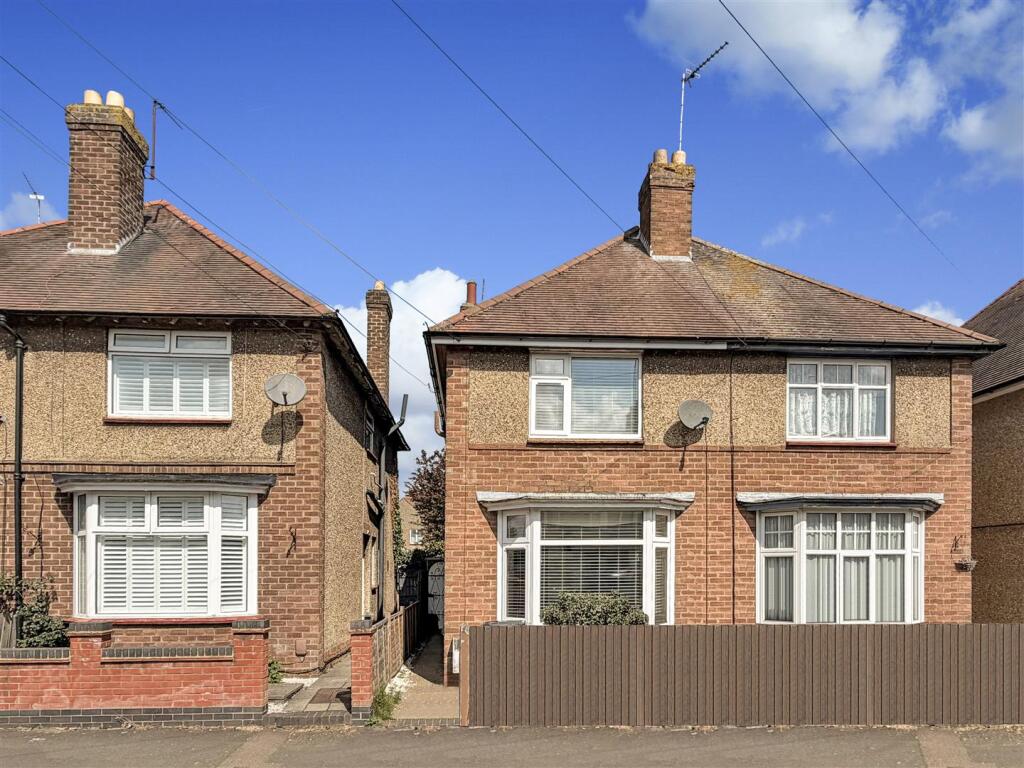 3 bed Semi Detached for rent in Kettering. From Simpson & Partners - Kettering