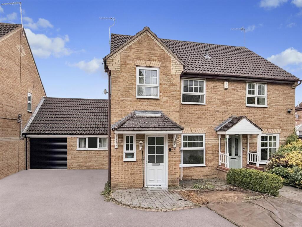 3 bed Detached for rent in Burton Latimer. From Simpson & Partners - Kettering