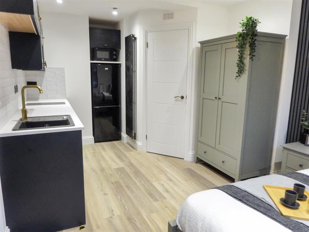 4 bed Studio for rent in Kettering. From Simpson & Partners - Kettering
