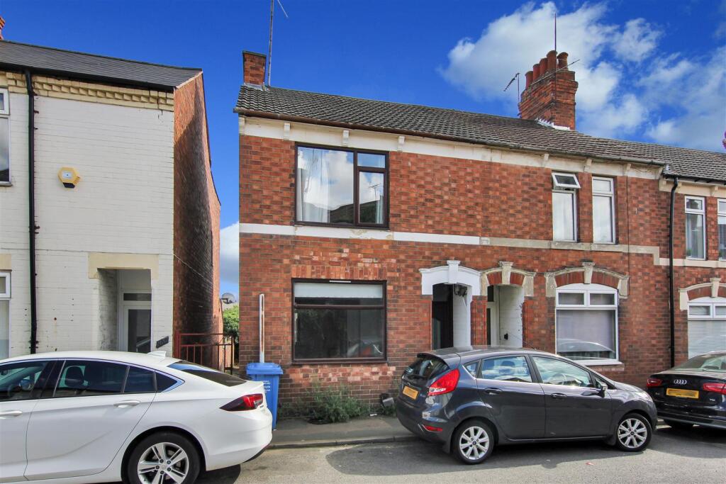 2 bed End of Terrace for rent in Kettering. From Simpson & Partners - Kettering