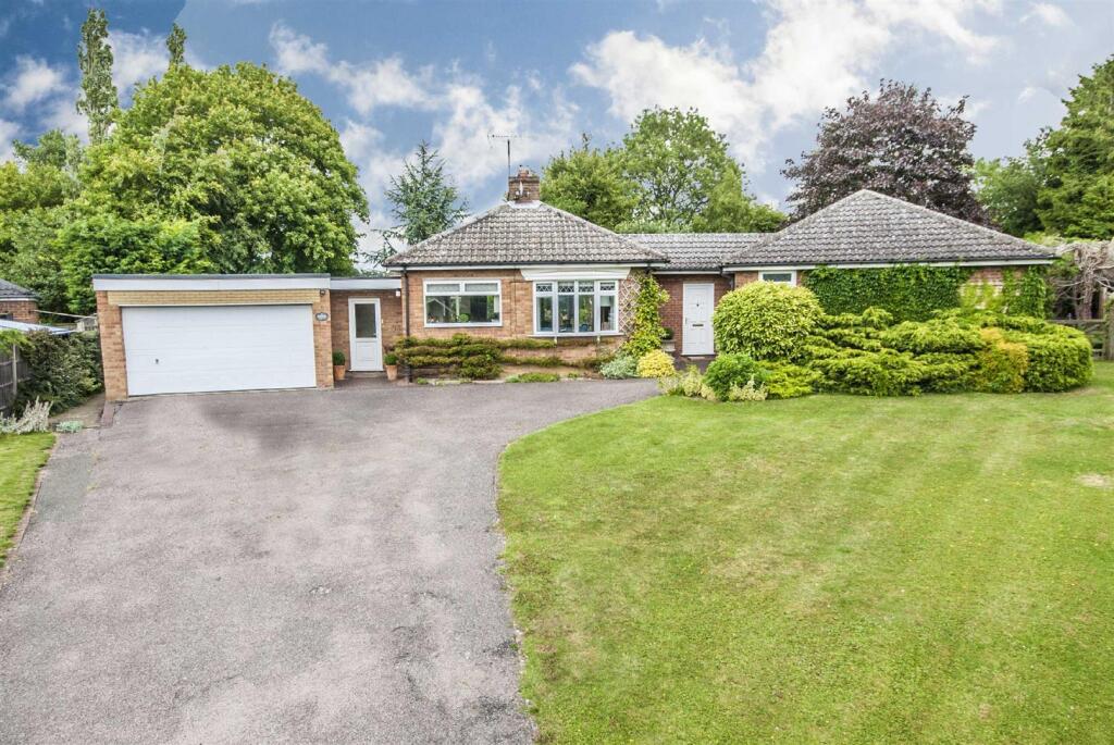 3 bed Detached bungalow for rent in Hargrave. From Simpson & Partners - Thrapston