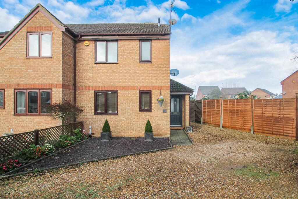 2 bed End of Terrace for rent in Thrapston. From Simpson & Partners - Thrapston 2 bed End of Terrace for rent in Thrapston. From Simpson & Partners - Thrapston