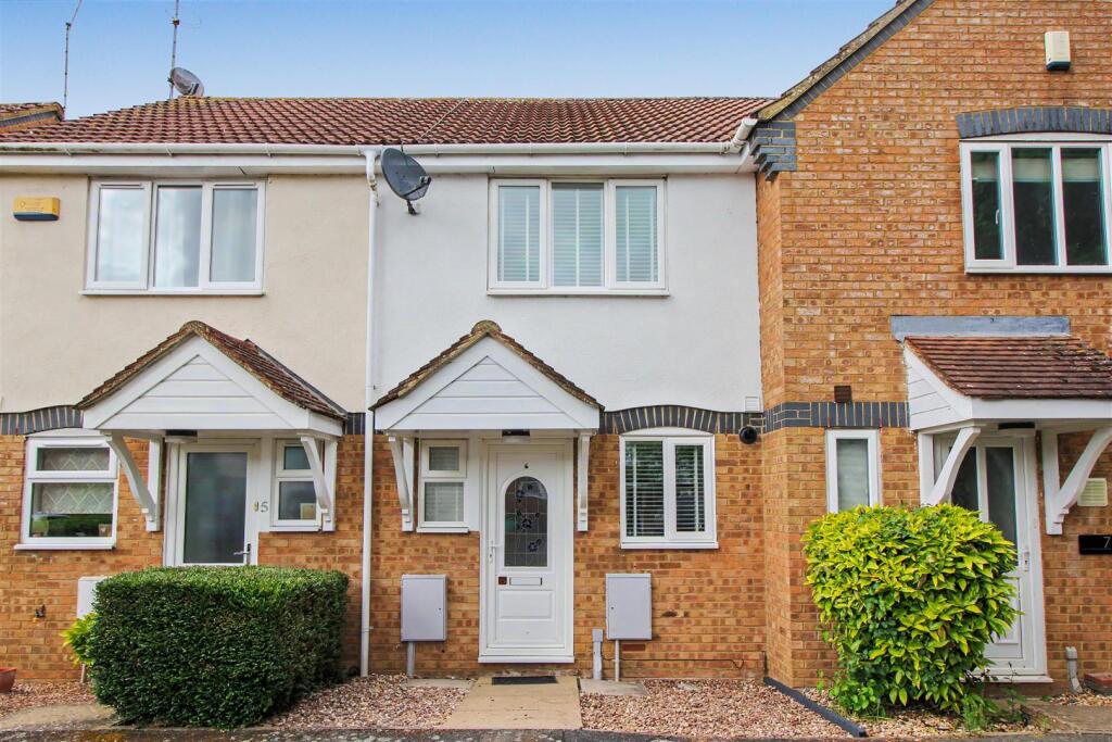 2 bed Mid Terraced House for rent in Kettering. From Simpson & Partners - Thrapston