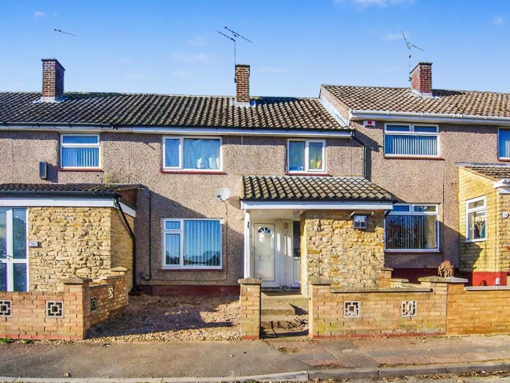 3 bed Mid Terraced House for rent in Corby. From Simpson West - Corby 3 bed Mid Terraced House for rent in Corby. From Simpson West - Corby