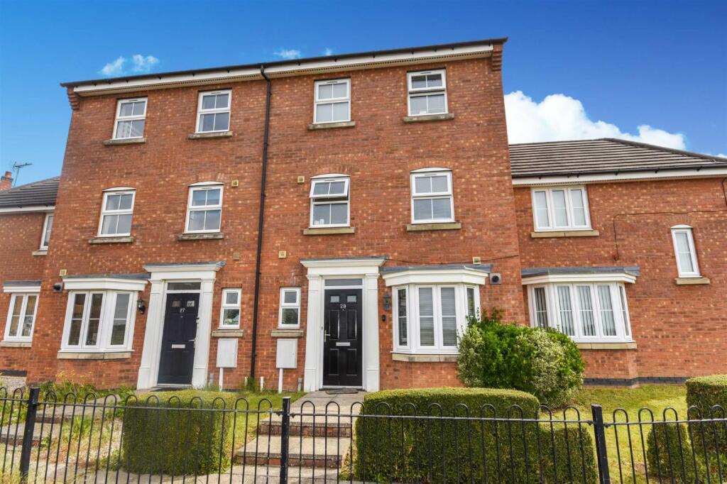 4 bed Town House for rent in Corby. From Simpson West - Corby