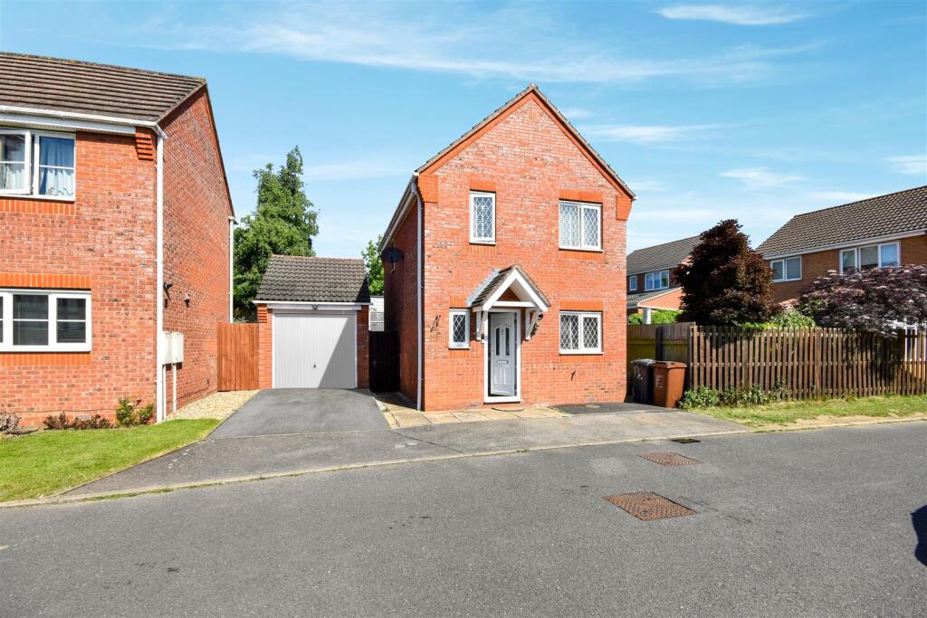 3 bed Detached for rent in Corby. From Simpson West - Corby