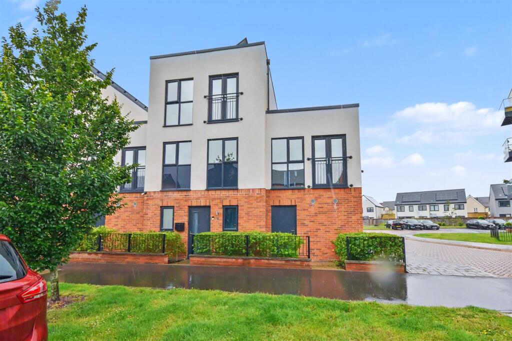 3 bed Town House for rent in Weldon. From Simpson West - Corby