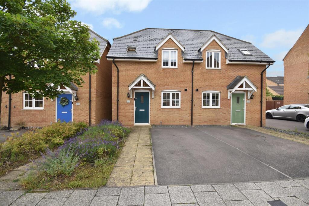 2 bed Mid Terraced House for rent in Weldon. From Simpson West - Corby 2 bed Mid Terraced House for rent in Weldon. From Simpson West - Corby