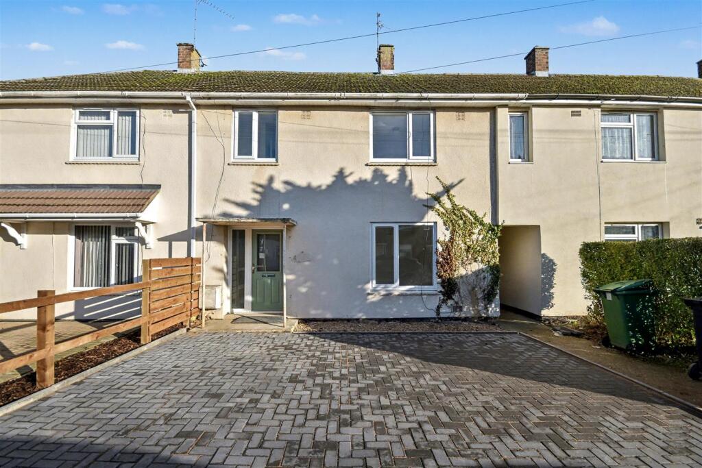 3 bed Mid Terraced House for rent in Corby. From Simpson West - Corby