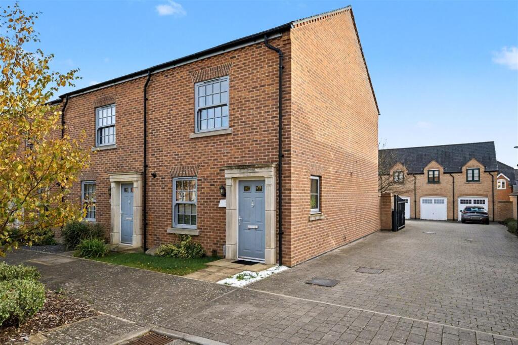 3 bed End of Terrace for rent in Weldon. From Simpson West - Corby 3 bed End of Terrace for rent in Weldon. From Simpson West - Corby