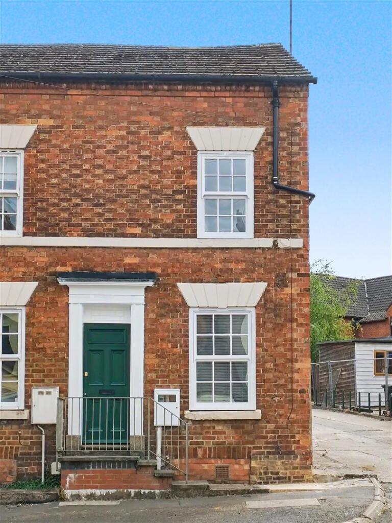 2 bed End of Terrace for rent in Weedon Bec. From Simpson West - Corby