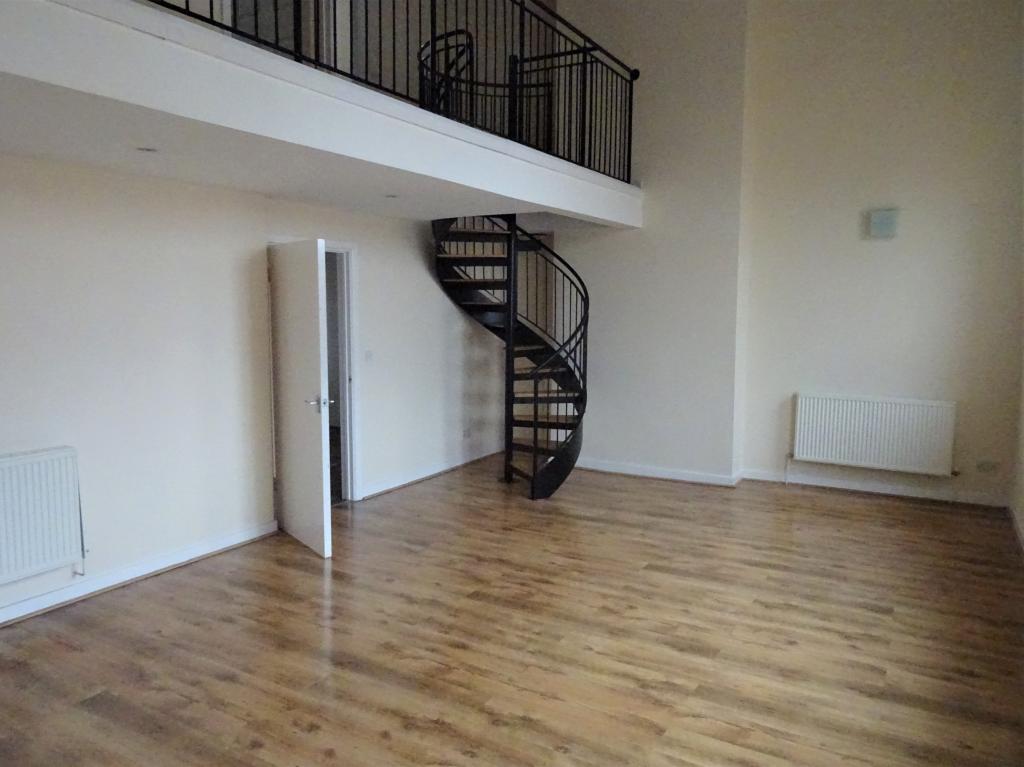 3 bed Maisonette for rent in Cardiff. From Hafren Properties - Cardiff
