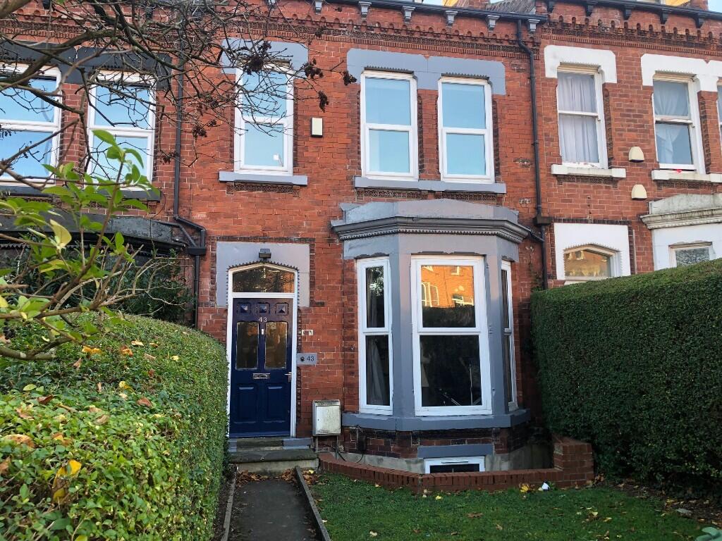 8 bed Mid Terraced House for rent in Leeds. From SJM Properties - Leeds 8 bed Mid Terraced House for rent in Leeds. From SJM Properties - Leeds