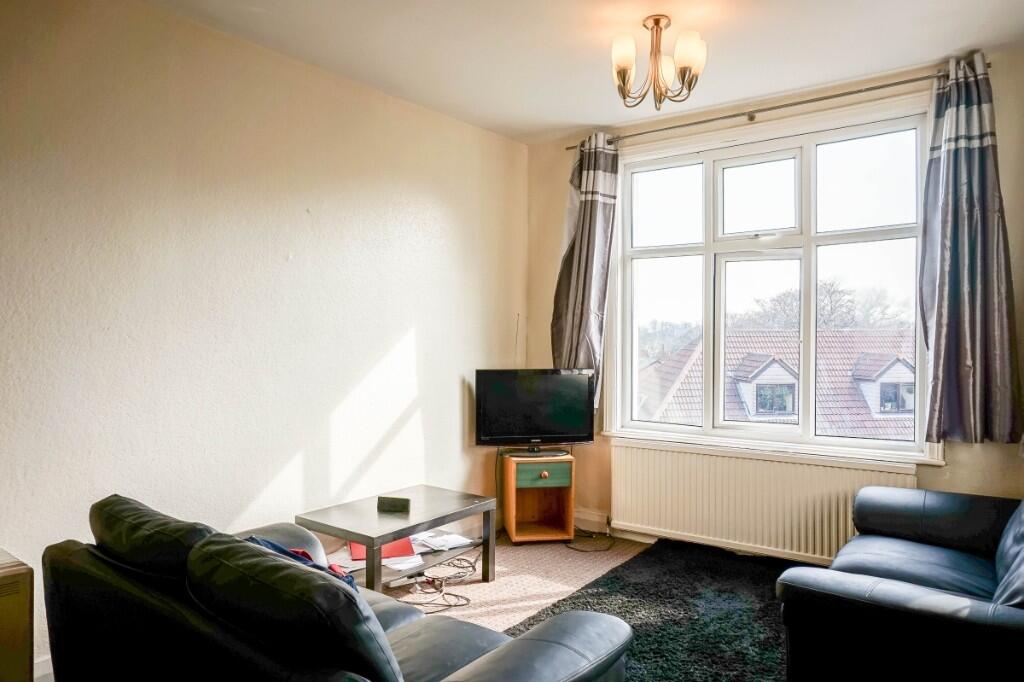 3 bed 1st Floor Flat for rent in Leeds. From SJM Properties - Leeds 3 bed 1st Floor Flat for rent in Leeds. From SJM Properties - Leeds