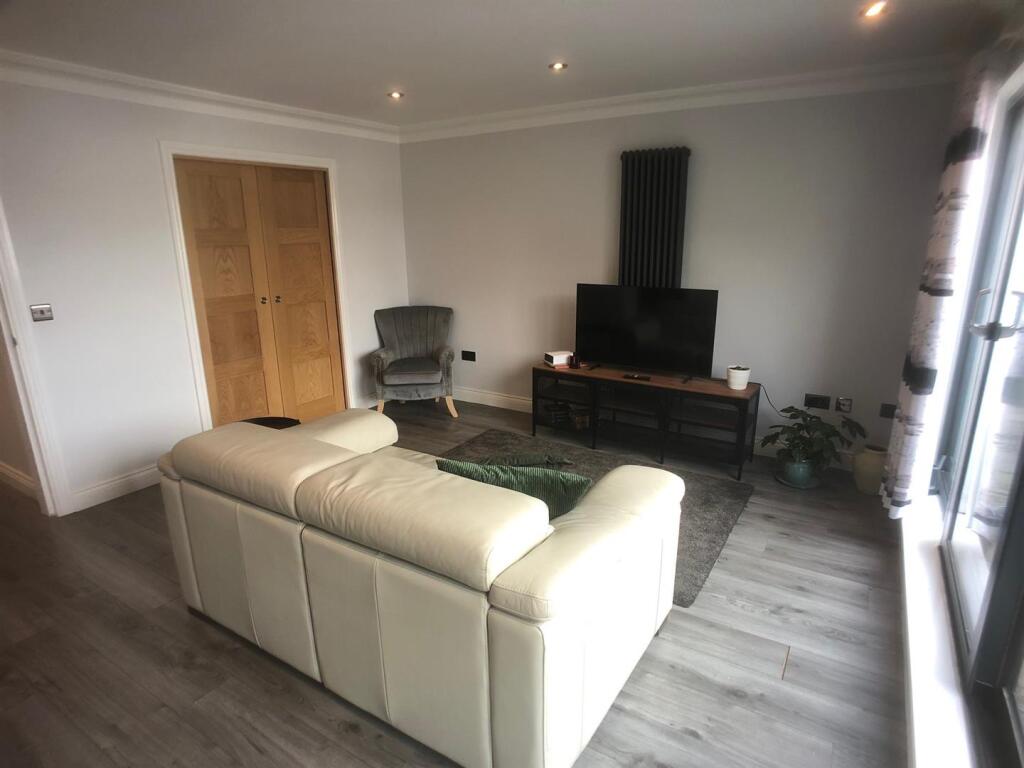 1 bed Apartment for rent in Leeds. From SJM Properties - Leeds
