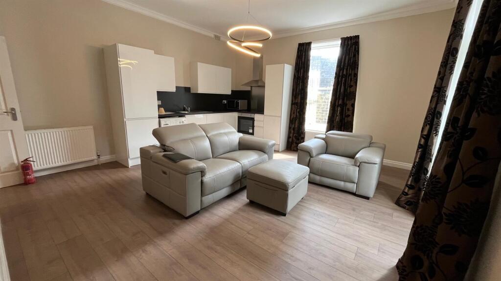 1 bed 1st Floor Flat for rent in Leeds. From SJM Properties - Leeds