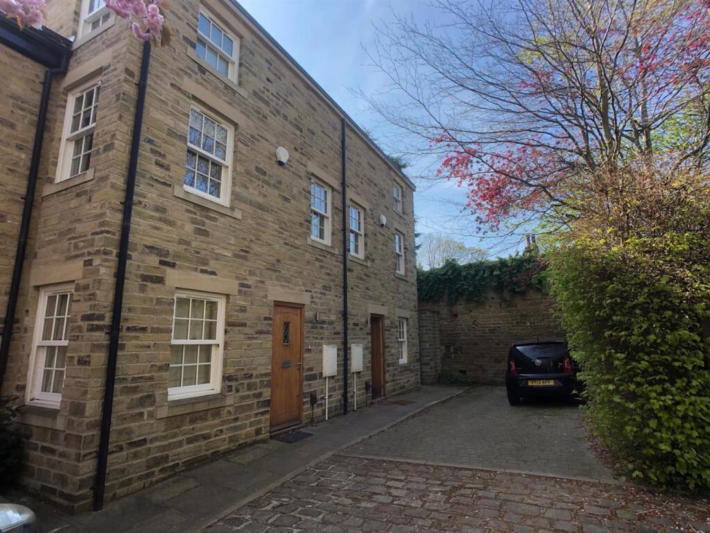 2 bed Detached for rent in Leeds. From SJM Properties - Leeds