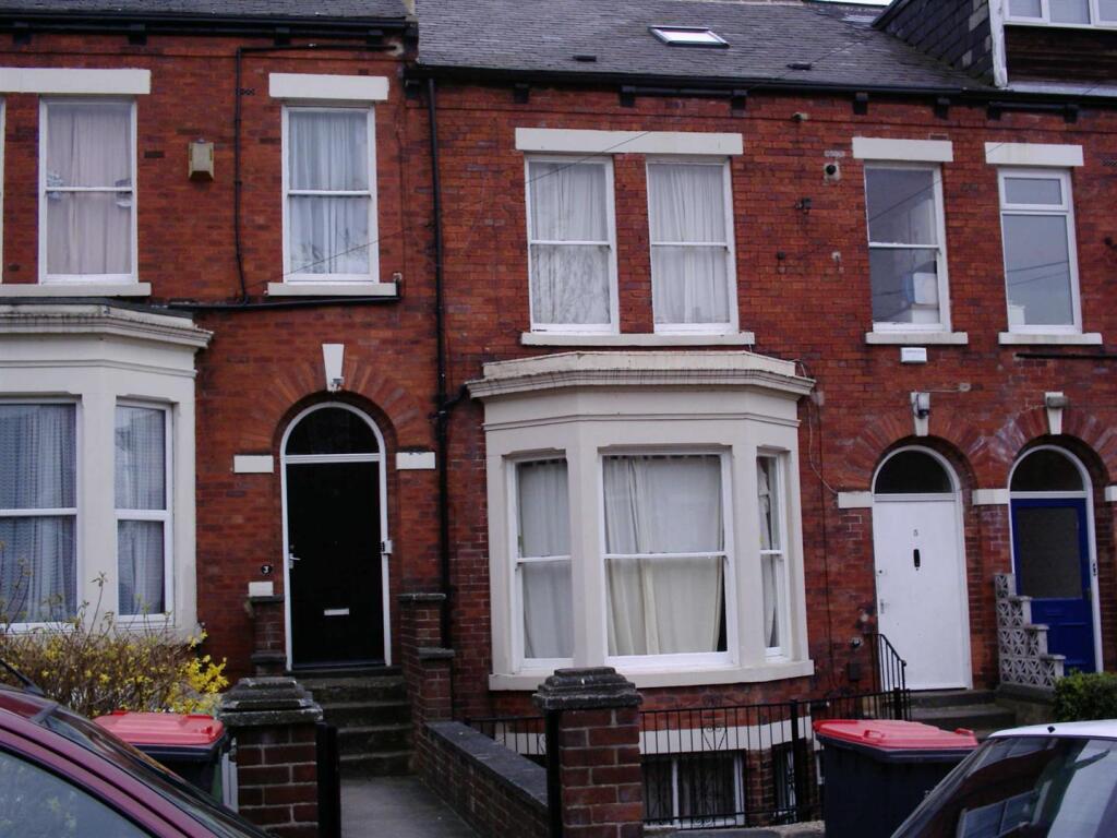 8 bed Detached for rent in Leeds. From SJM Properties - Leeds 8 bed Detached for rent in Leeds. From SJM Properties - Leeds