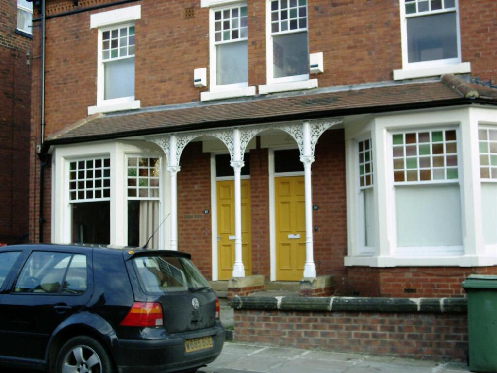 5 bed Detached for rent in Leeds. From SJM Properties - Leeds