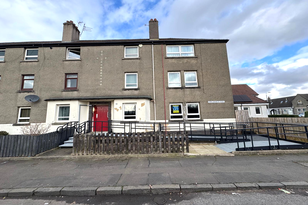 2 bed 1st Floor Flat for rent in Renfrew. From SMART MOVE ESTATE AGENTS (SCOTLAND) LTD - Glasgow 2 bed 1st Floor Flat for rent in Renfrew. From SMART MOVE ESTATE AGENTS (SCOTLAND) LTD - Glasgow