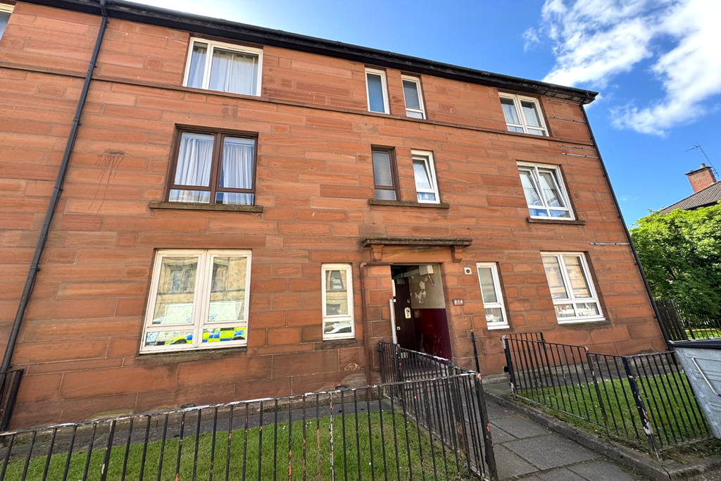1 bed 1st Floor Flat for rent in Bishopbriggs. From SMART MOVE ESTATE AGENTS (SCOTLAND) LTD - Glasgow