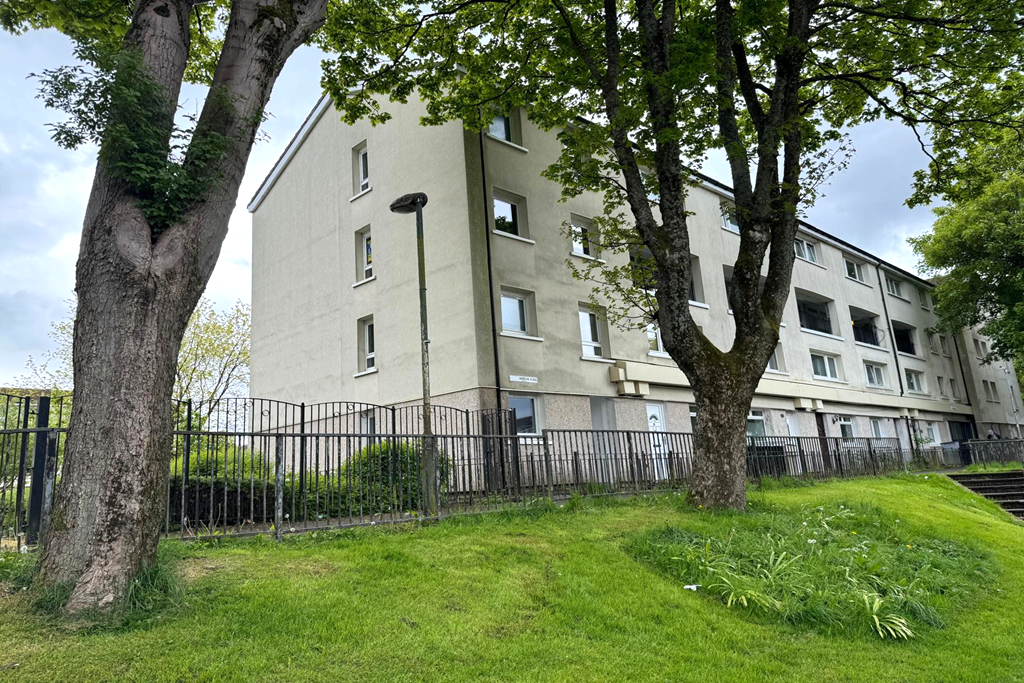 2 bed Annexe for rent in Glasgow. From SMART MOVE ESTATE AGENTS (SCOTLAND) LTD - Glasgow
