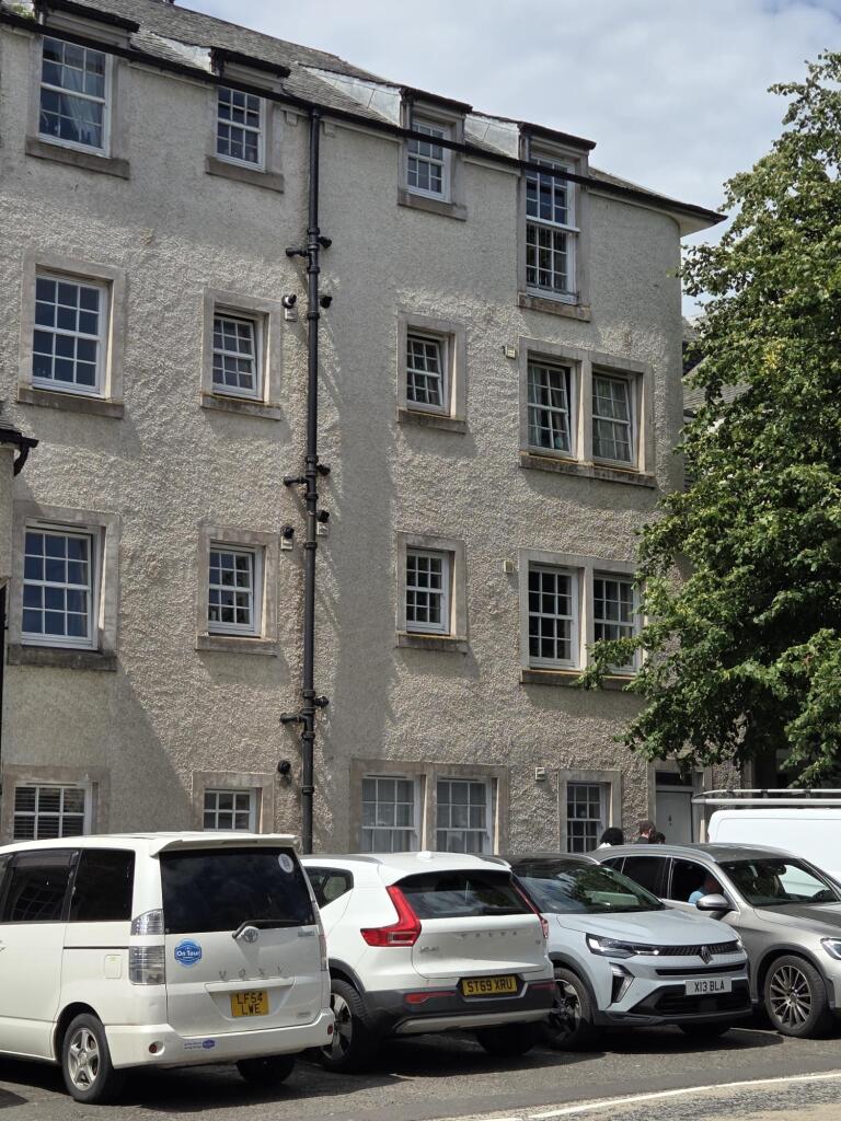 2 bed 1st Floor Flat for rent in St Andrews. From SMART MOVE ESTATE AGENTS (SCOTLAND) LTD - Glasgow
