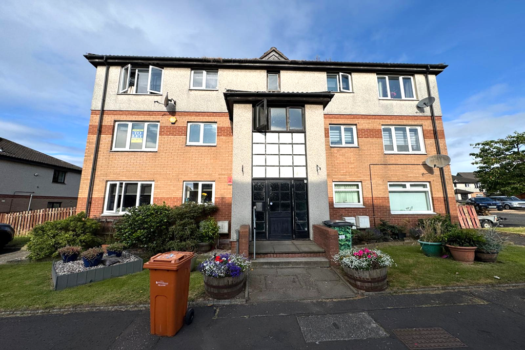 2 bed 1st Floor Flat for rent in Kirkintilloch. From SMART MOVE ESTATE AGENTS (SCOTLAND) LTD - Glasgow 2 bed 1st Floor Flat for rent in Kirkintilloch. From SMART MOVE ESTATE AGENTS (SCOTLAND) LTD - Glasgow