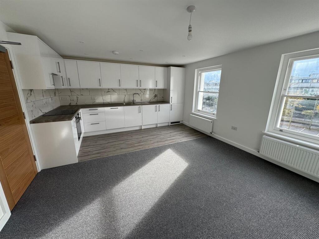 2 bed 1st Floor Flat for rent in Folkestone. From Smith Woolley - Folkestone