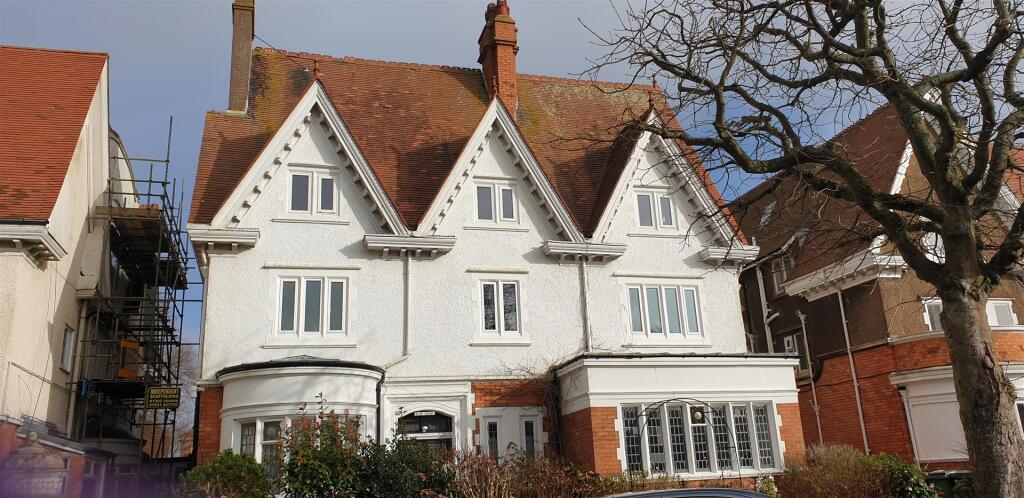 2 bed 1st Floor Flat for rent in Folkestone. From Smith Woolley - Folkestone