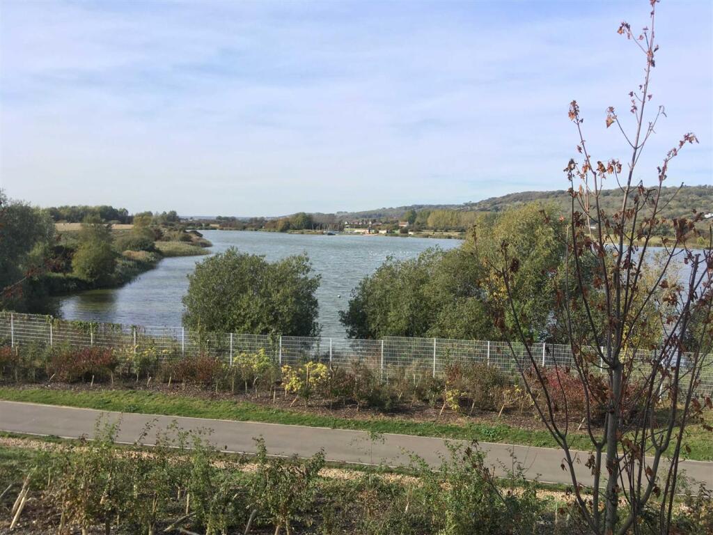 2 bed Apartment for rent in Hythe. From Smith Woolley - Folkestone 2 bed Apartment for rent in Hythe. From Smith Woolley - Folkestone