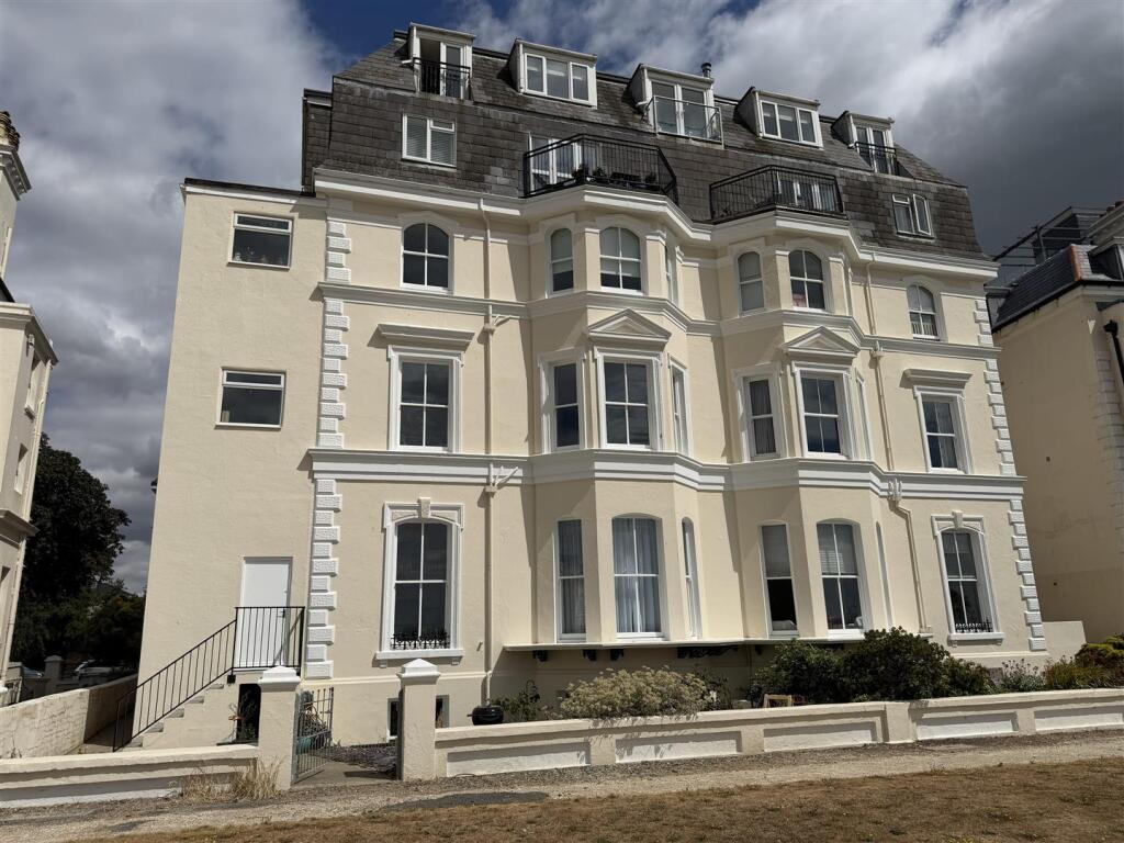 2 bed 1st Floor Flat for rent in Folkestone. From Smith Woolley - Folkestone 2 bed 1st Floor Flat for rent in Folkestone. From Smith Woolley - Folkestone