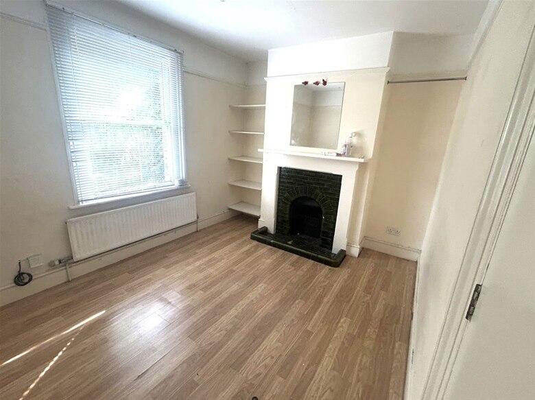 1 bed Detached for rent in Stevenage. From Space Lettings - Harpenden