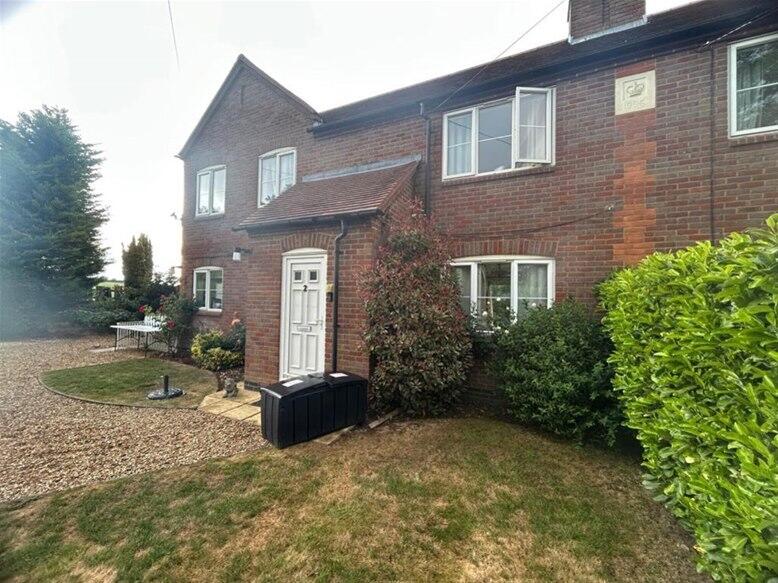3 bed Detached for rent in Redbourn. From Space Lettings - Harpenden