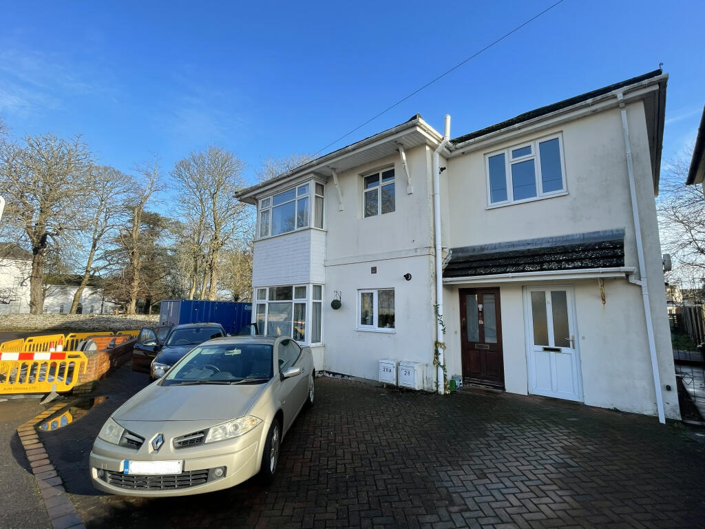 3 bed 1st Floor Flat for rent in West Parley. From Specialist Letting Agency - Bournemouth