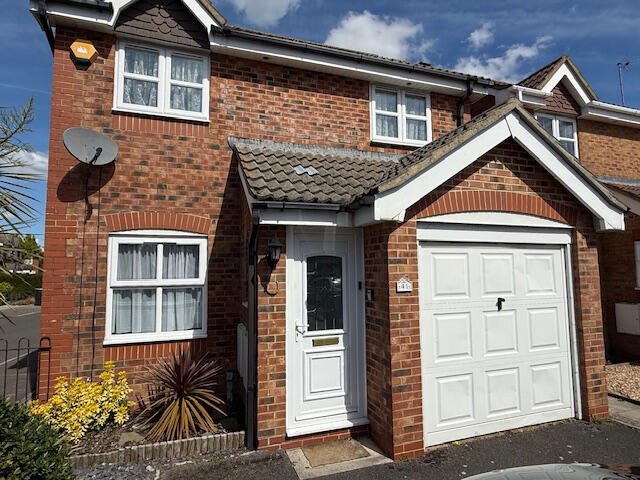 3 bed Detached for rent in Winkton. From Specialist Letting Agency - Bournemouth