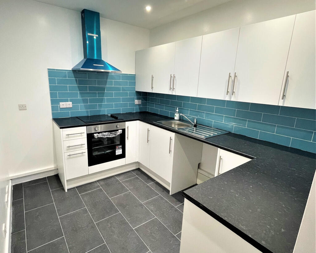 1 bed 1st Floor Flat for rent in West Parley. From Specialist Letting Agency - Bournemouth