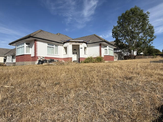 2 bed Detached bungalow for rent in West Parley. From Specialist Letting Agency - Bournemouth