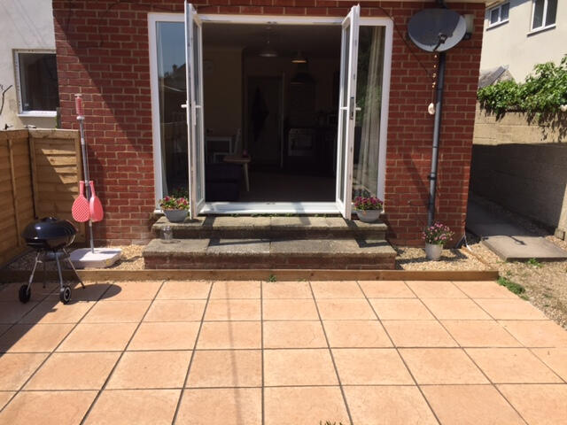 1 bed 1st Floor Flat for rent in Hurn. From Specialist Letting Agency - Bournemouth
