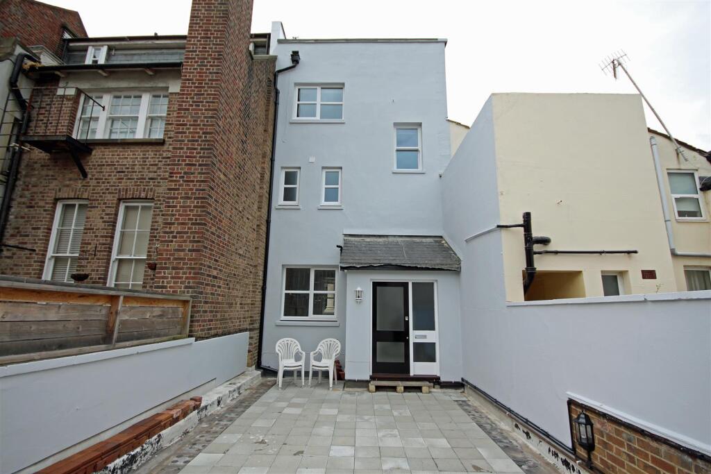 3 bed Annexe for rent in Brighton and Hove. From Spencer & Leigh - Brighton