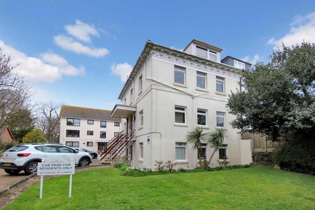 1 bed House (unspecified) for rent in Brighton and Hove. From Spencer & Leigh - Brighton