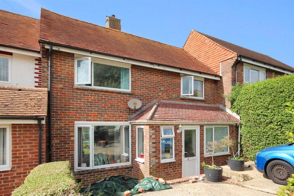 3 bed Mid Terraced House for rent in Ovingdean. From Spencer & Leigh - Brighton