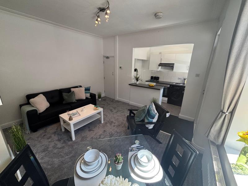 3 bed Mid Terraced House for rent in Leeds. From Spencer Properties - Leeds 3 bed Mid Terraced House for rent in Leeds. From Spencer Properties - Leeds
