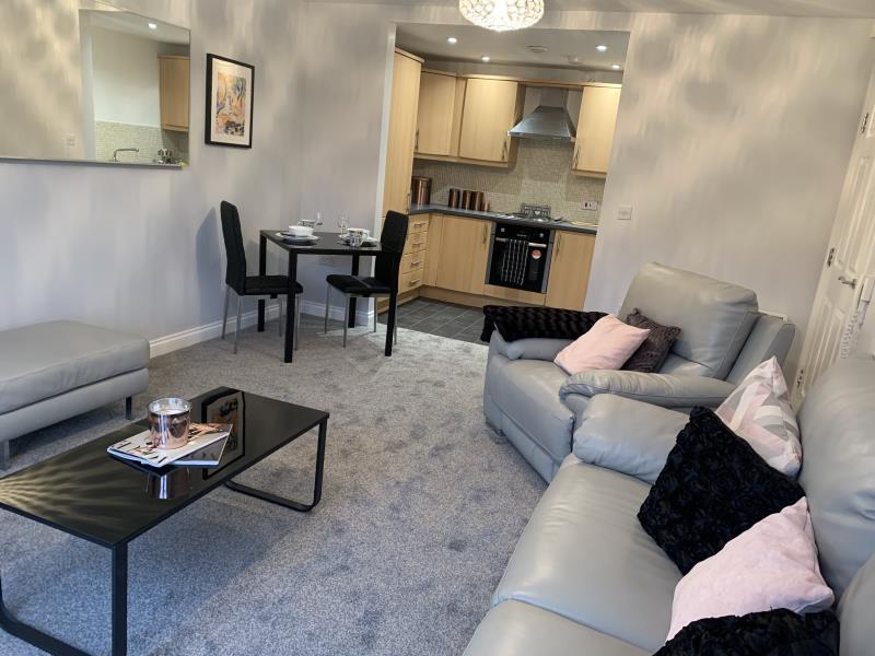 2 bed 1st Floor Flat for rent in Bramhope. From Spencer Properties - Leeds 2 bed 1st Floor Flat for rent in Bramhope. From Spencer Properties - Leeds